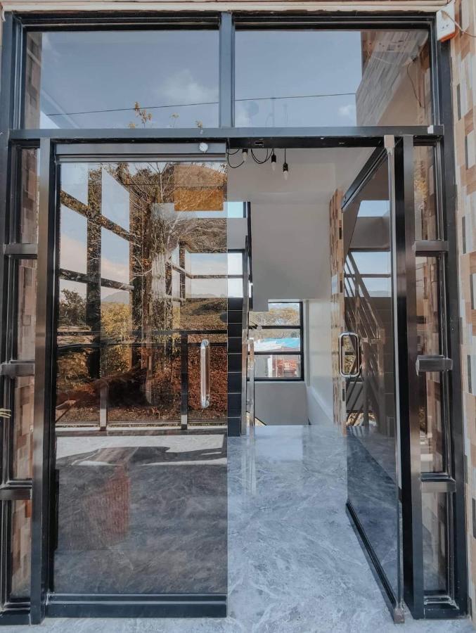 Mountain View Garden Inn Корон Экстерьер фото